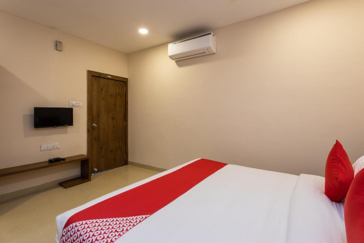 Oyo 75956 Hotel Grand Rourkela Eksteriør bilde